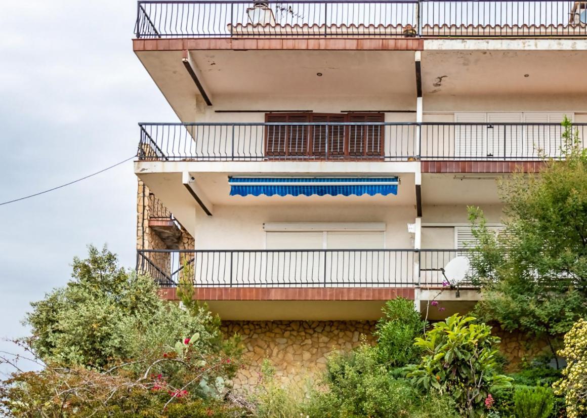 Carboneras 45 Apartamento Con Terraza Girona Eksteriør bilde
