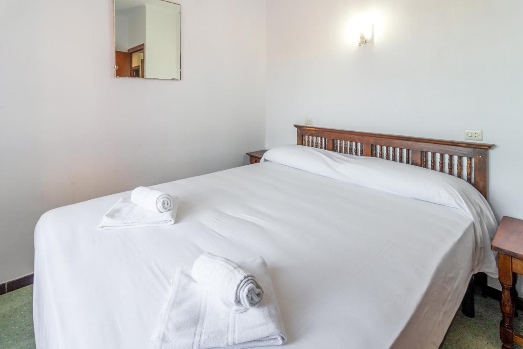 Carboneras 45 Apartamento Con Terraza Girona Eksteriør bilde